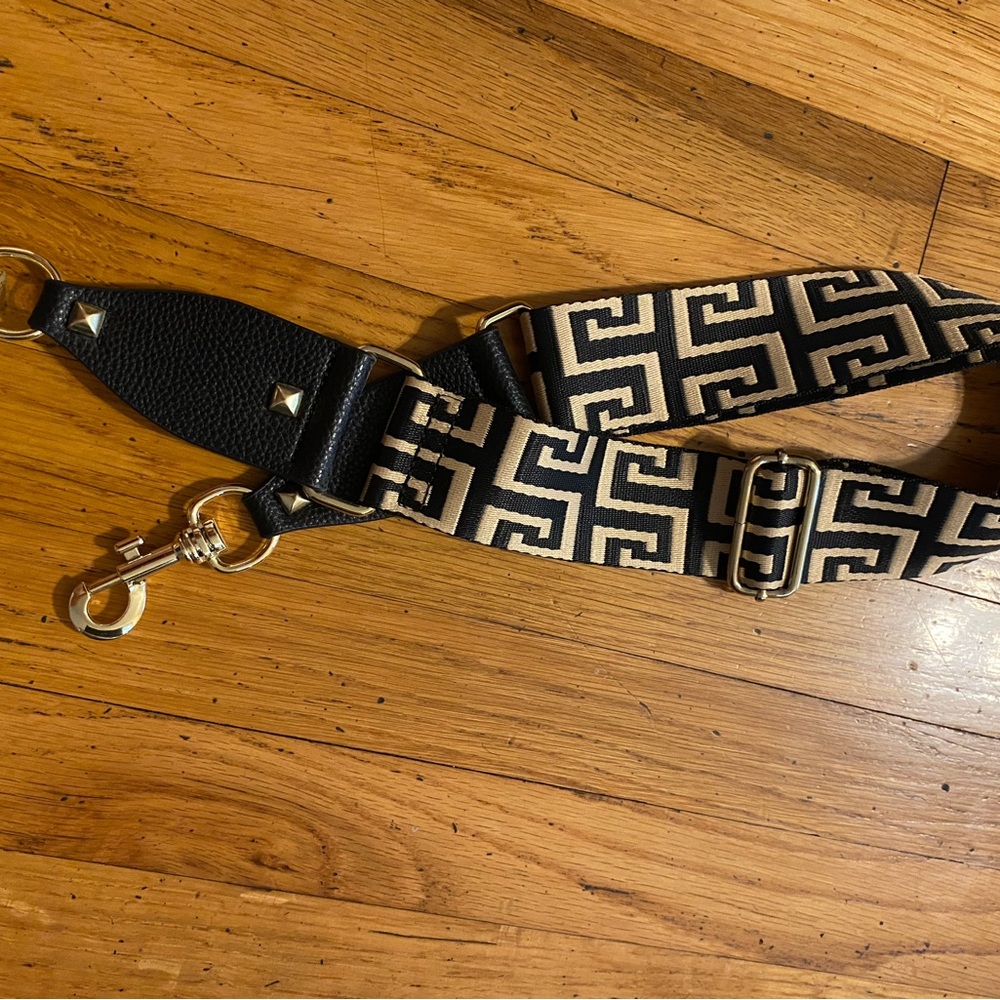 Black and Gold Patterned Crossbody Strap